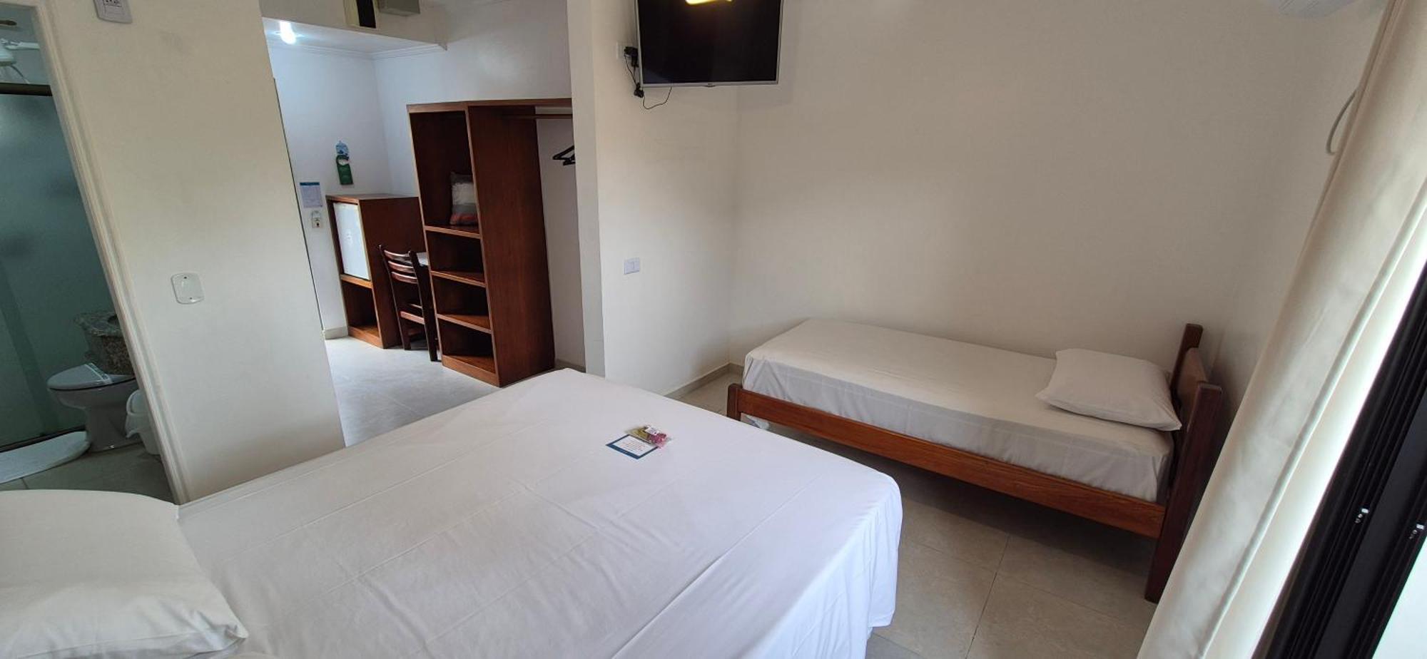 Pris Hotel Barequeçaba Екстериор снимка