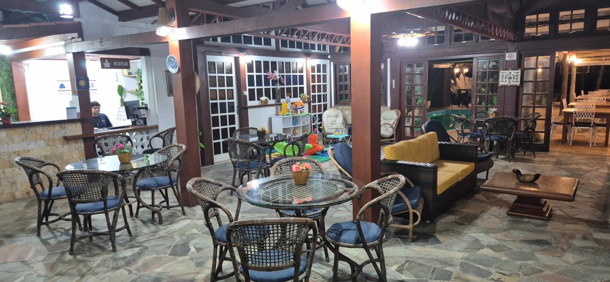 Pris Hotel Barequeçaba Екстериор снимка